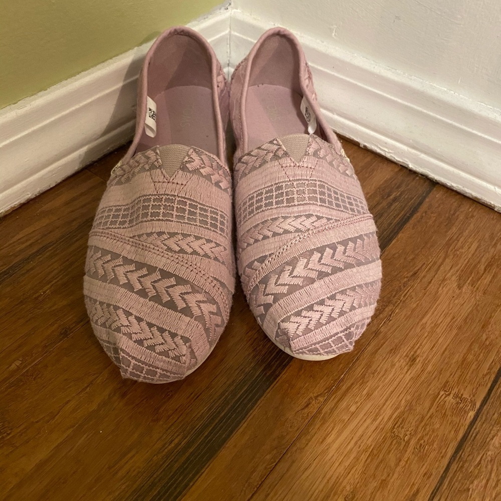 NEW TOMs